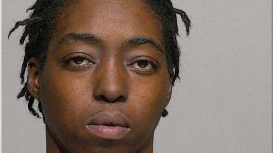 Milwaukee woman charged with stabbing, fatally shooting 