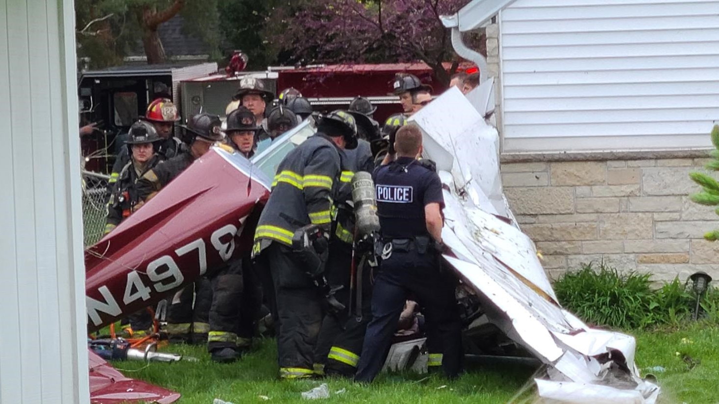 18-year-old pilot critically injured after crashing small aircraft into Wauwatosa neighborhood