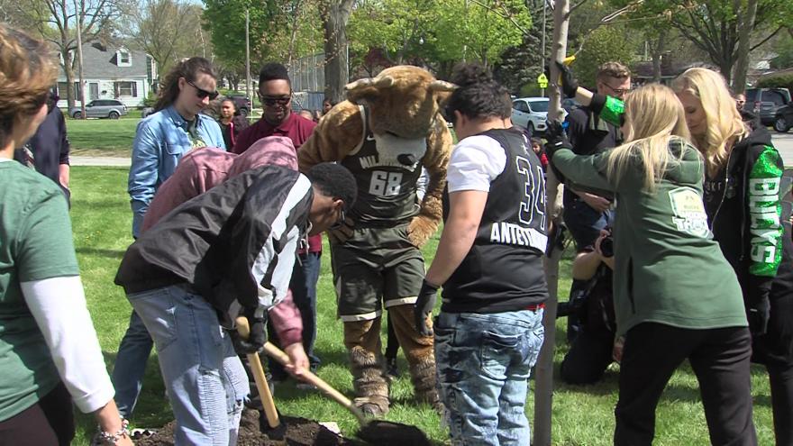 Bucks and ATC to donate 549 trees for 5th annual Trees for Threes program