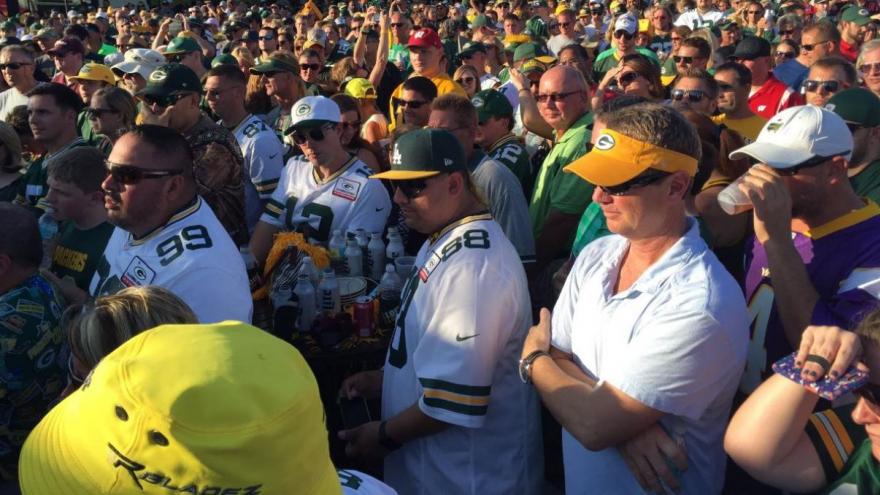 Packers hosting fan rally in LA before Rams game