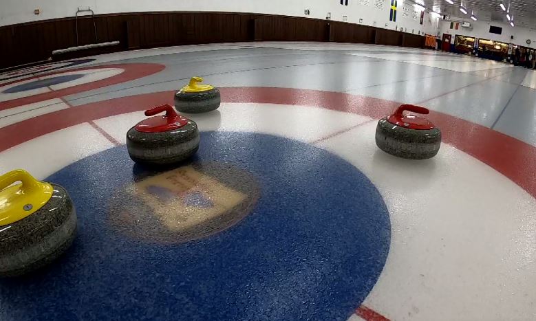 Kettle Moraine Curling Club looks to grow sport with 'Learn to Curl' clinics - WDJT
